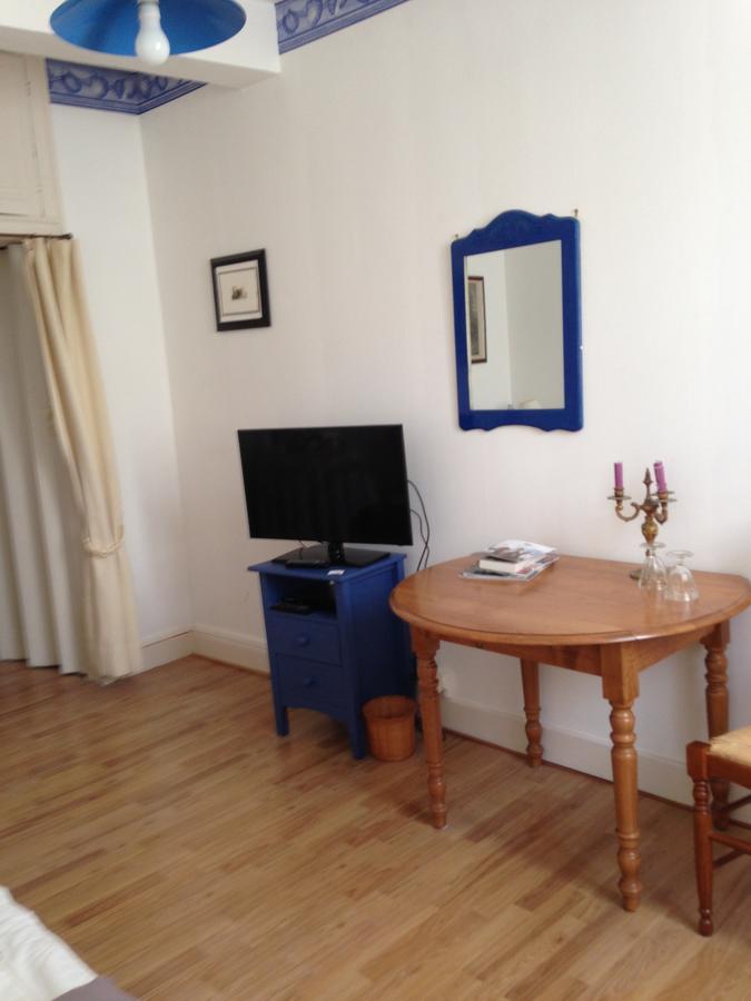 L'Arche Des Chapeliers Bed & Breakfast Foix Exterior photo