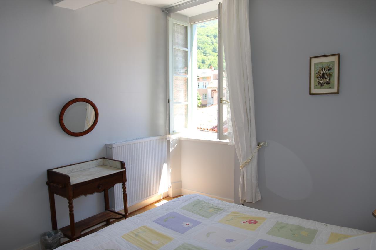 L'Arche Des Chapeliers Bed & Breakfast Foix Exterior photo
